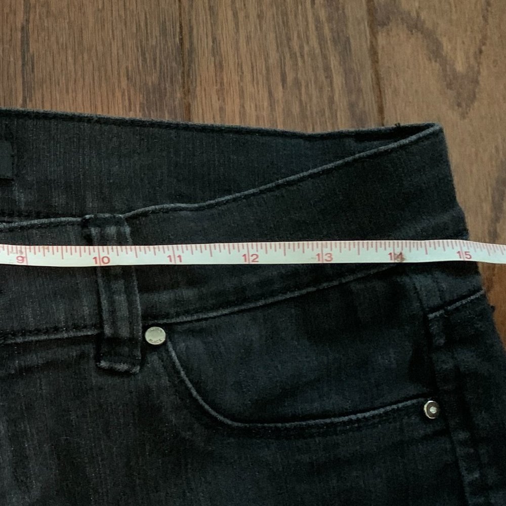 White House Black Market Skinny Jeans - Picture 4 of 6